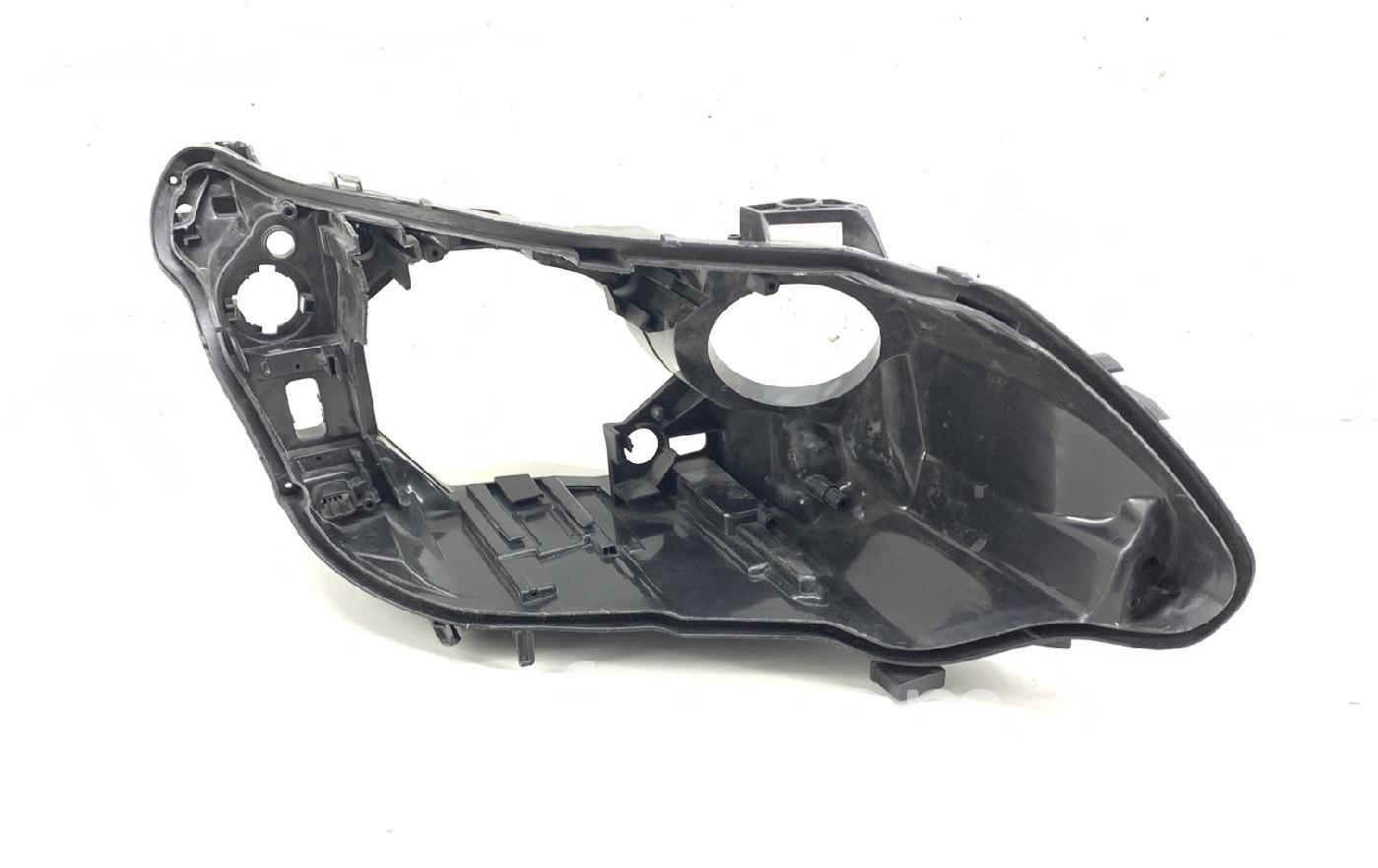Корпус фари правої DAF 1916301 ціна, від 74.40 USD