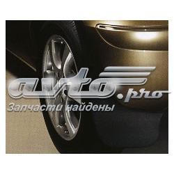 Бризковики передні, комплект Mercedes B66528223 ціна, від 31.67 USD
