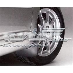 Комплект передніх бризковиків на Toyota Avensis II T25