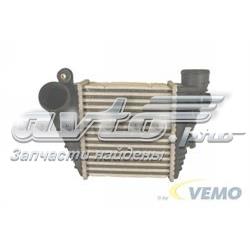 V15601201 VEMO/Vaico радіатор интеркуллера
