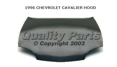 Капот на Chevrolet Cavalier LS 