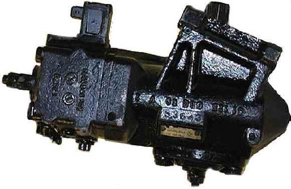 32131141813 BMW Механізм рульовий / редуктор