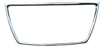 6400C722 Mitsubishi Молдинг бампера переднього, центральний