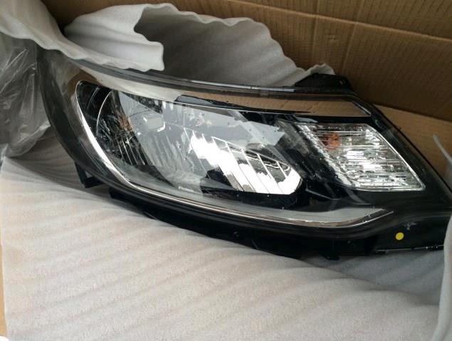 Права блок фара Hyundai/Kia 921024X501 ціна, від 112.87 USD
