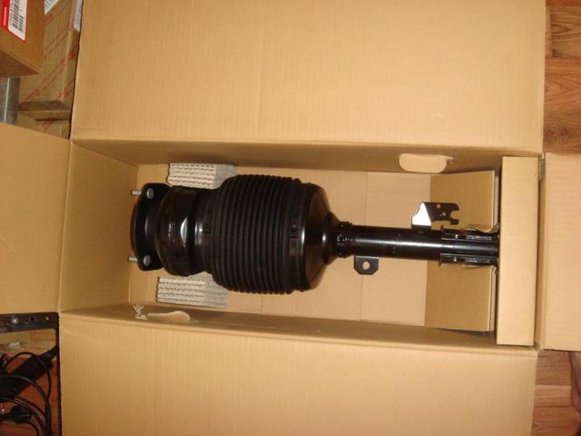 Купити 4802048040 Toyota Амортизатора передній лівий