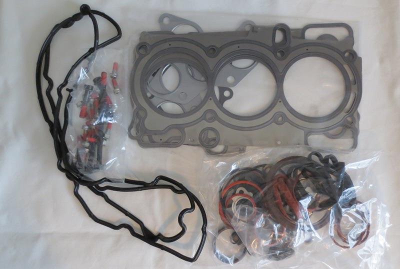 Комплект прокладок двигуна, повний Subaru 10105AA790 ціна, від 287.78 USD