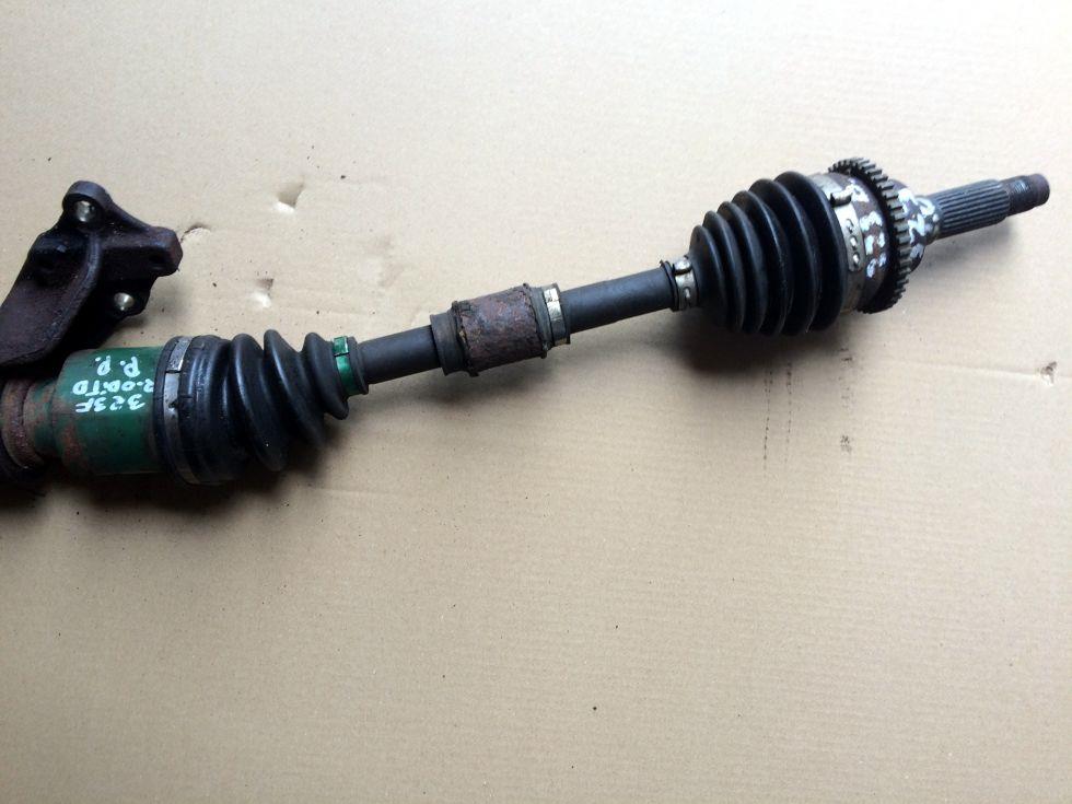 Піввісь передня, права Hyundai/Kia 495002F600 ціна, від 28.22 USD