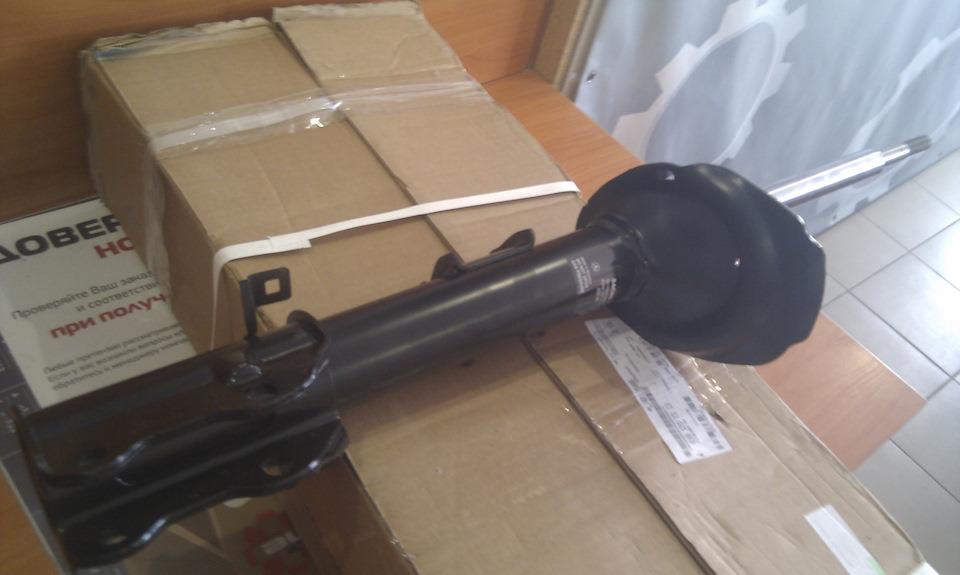 Стойка амортизатора передняя Bilstein 22276704 ціна, від 167.77 USD