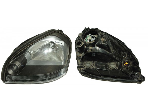 921022E022 Hyundai/Kia Фара передня права