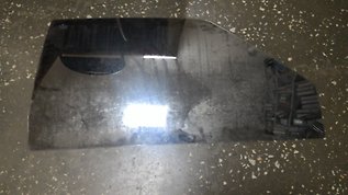 Купити GS3242D302 XYG Скло передніх дверей, правою