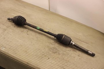 Піввісь передня, права Mercedes A1643301901 ціна, від 92.91 USD