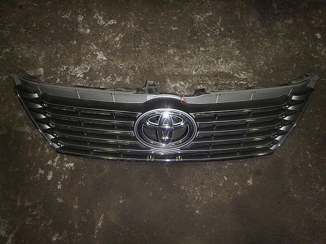 5310133360 Toyota Решітка радіатора