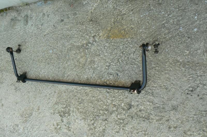 Стабілізатор задньої осі Mitsubishi MN101359 ціна, від 48.14 USD