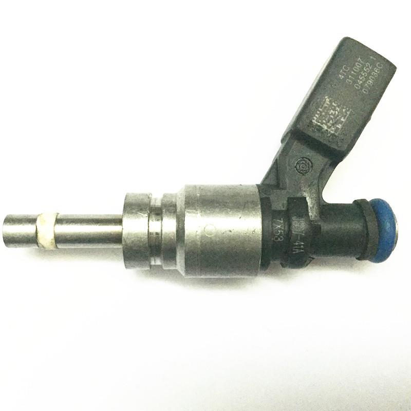 Купити Паливні форсунки Audi Q7  4LB