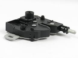 Замок капота Ford 4956236 ціна, від 11.30 USD