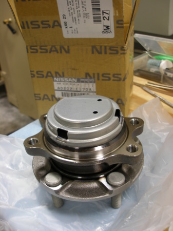 Маточина колеса передня Nissan/Infiniti 40202EJ70A ціна, від 39.78 USD