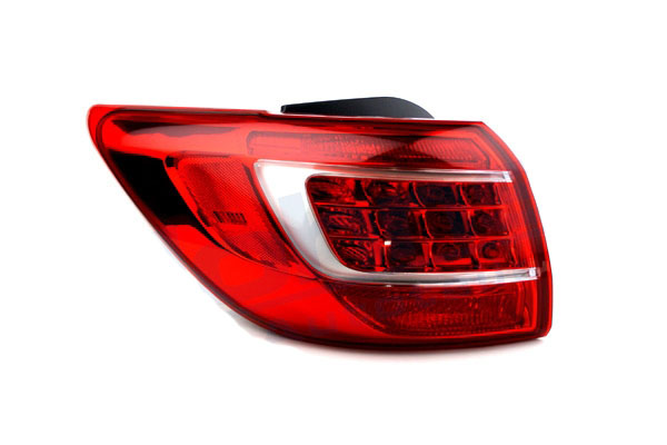 Стоп задній TYC FP4024F1T ціна, від 75.45 USD