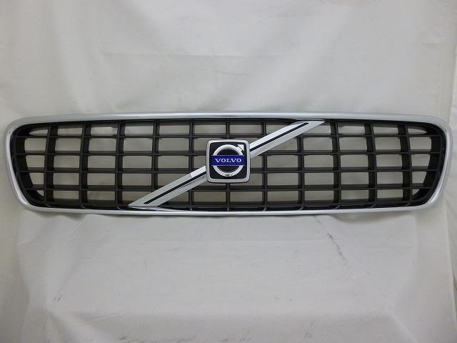 Купити 8620116 Volvo Захисна решітка радіатора
