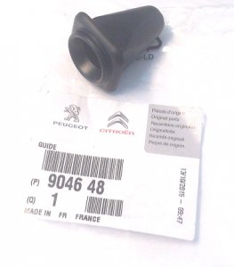 Купити 5051502 Autotechteile Обмежувач зсувної двері, центральний на кузові