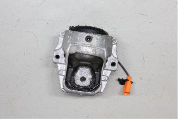 Подушка (опора) двигуна лів./прав. VAG 8R0198381B ціна, від 22.57 USD