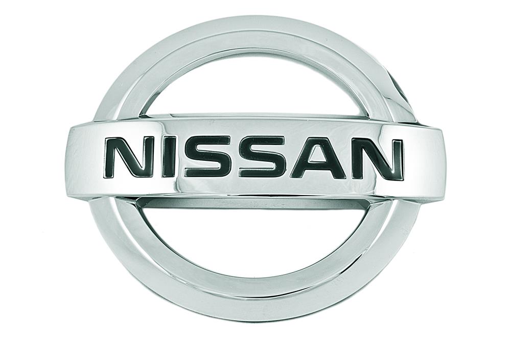 Емблема капота Nissan Primera (WP12) (Нісан Прімера)