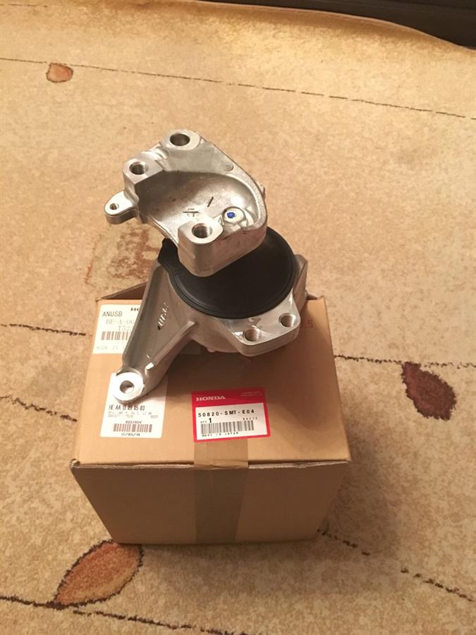 Передня опора двигуна Honda 50820SMGE02