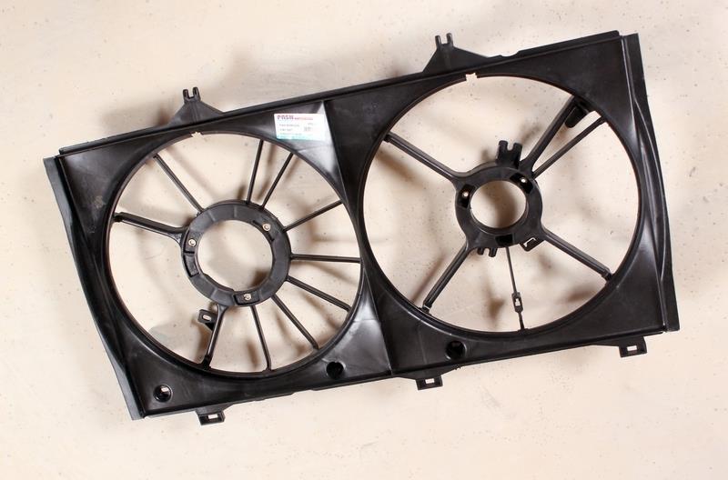 Дифузор (кожух) радіатора охолодження Toyota 1671128300 ціна, від 76.02 USD