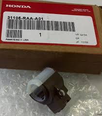 Купити 31105RAAA01 Honda Щіткотримач генератора
