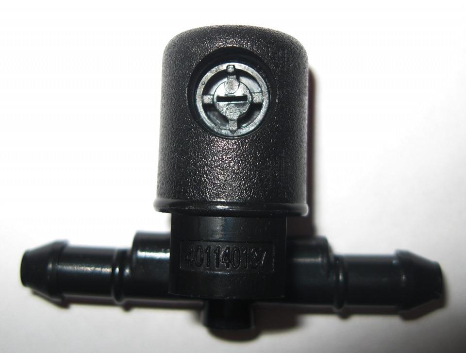 Форсунка омивача скла лобового, ліва Opel 1451329 ціна, від 3.29 USD