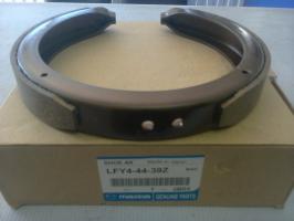 Колодки ручника / стоянкового гальма Mazda LFY44439Z ціна, від 26.96 USD