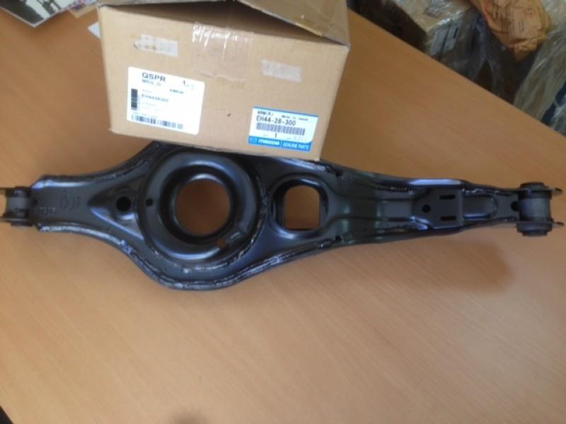 Купити BV615K652CE Ford Важіль задньої підвіски нижній, правий