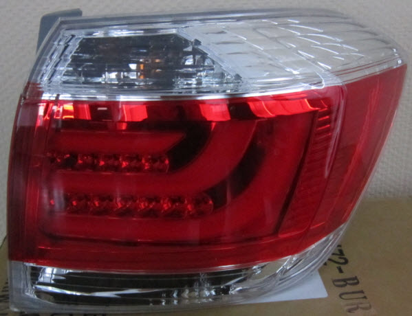Ліхтар задній правий Toyota Highlander (U4) (Тойота Хайлендер)