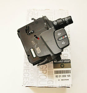 Перемикач підрульовий, правий 8201359195 Renault (RVI)