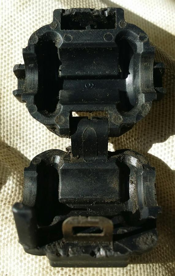 Кронштейн компресора кондиціонера Toyota 887182D150 ціна, від 5.08 USD