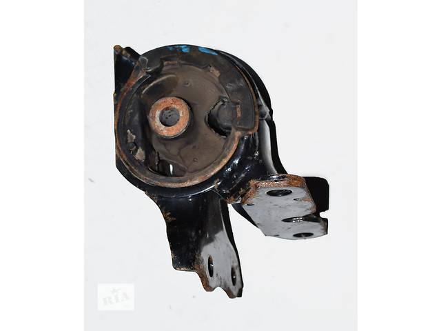 Подушка (опора) двигуна, ліва Mazda GJ6G39070B