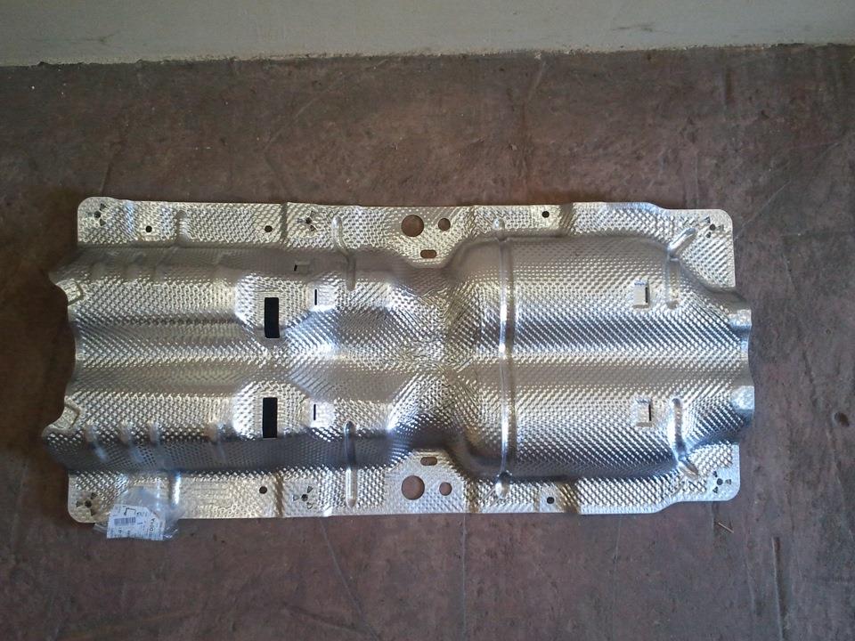 Кришка випускного колектора VAG 5N0521441 ціна, від 80.90 USD