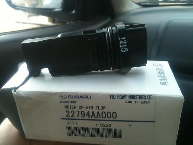 Купити 22794AA000 Subaru Повітромір