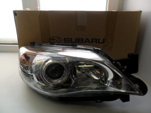 84001FG022 Subaru фара права