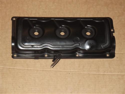 Кришка клапанна, права VAG 059103470Q ціна, від 10.13 USD
