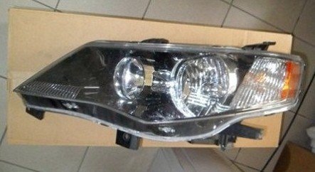 8301A161 Mitsubishi Фари