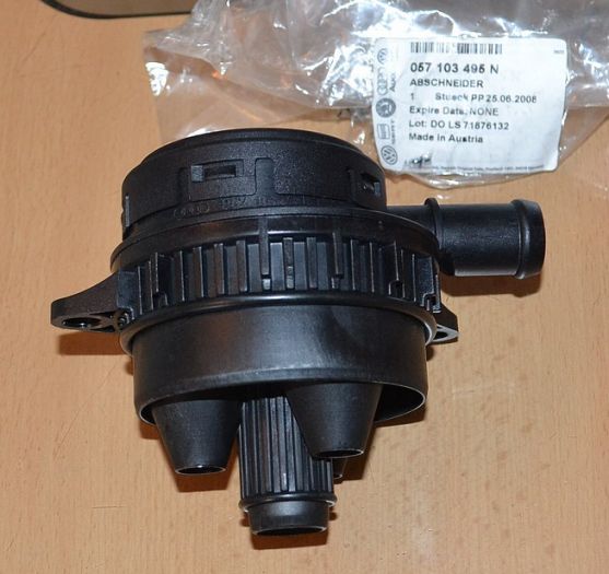 Купити V106490 VEMO/Vaico Клапан PCV вентиляції картера
