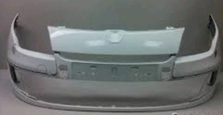 Передній бампер 620108876S Renault (RVI)