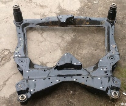 Підрамник передній AAMNI1125 Tenacity