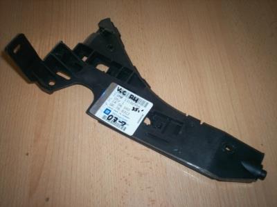 Праве кріплення переднього бампера Opel 1406550 ціна, від 0.25 USD