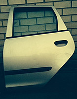 Двері задні, ліві Mitsubishi Colt 7 (CZ) (Міцубісі Кольт)