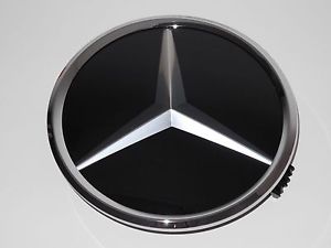 Купити A1648880411 Mercedes Емблема решітки радіатора