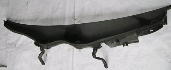 A2038301713 Mercedes Водостік лобового скла, жабо