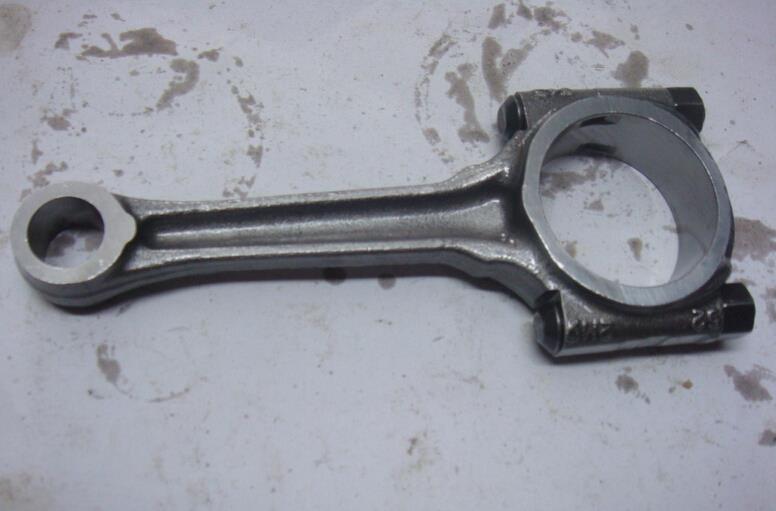 1115A096 Mitsubishi Шатун двигуна