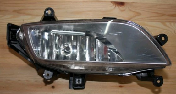 Фара протитуманна, права Hyundai/Kia 922024H000 ціна, від 7.34 USD