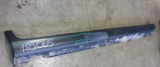 Накладка зовнішня (молдинг) порога, правий Hyundai/Kia 877402B000 ціна, від 13.79 USD